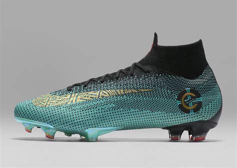 Nike CR7 Collection 